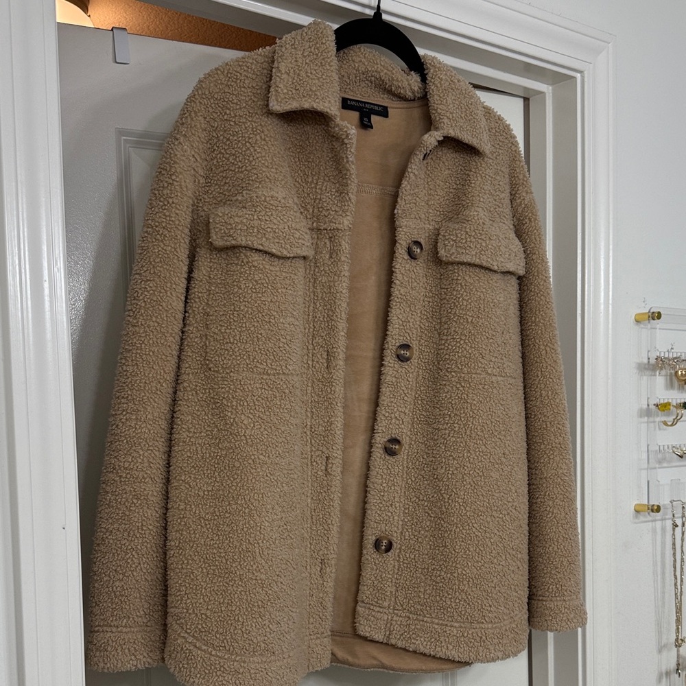 Women’s Cozy Camel Sherpa Shirt Jacket/ Barn Jacket